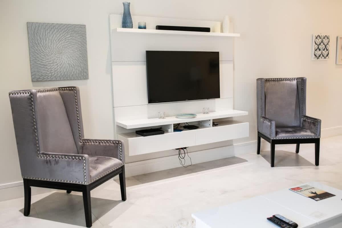 Two Bedroom Cable With Patio